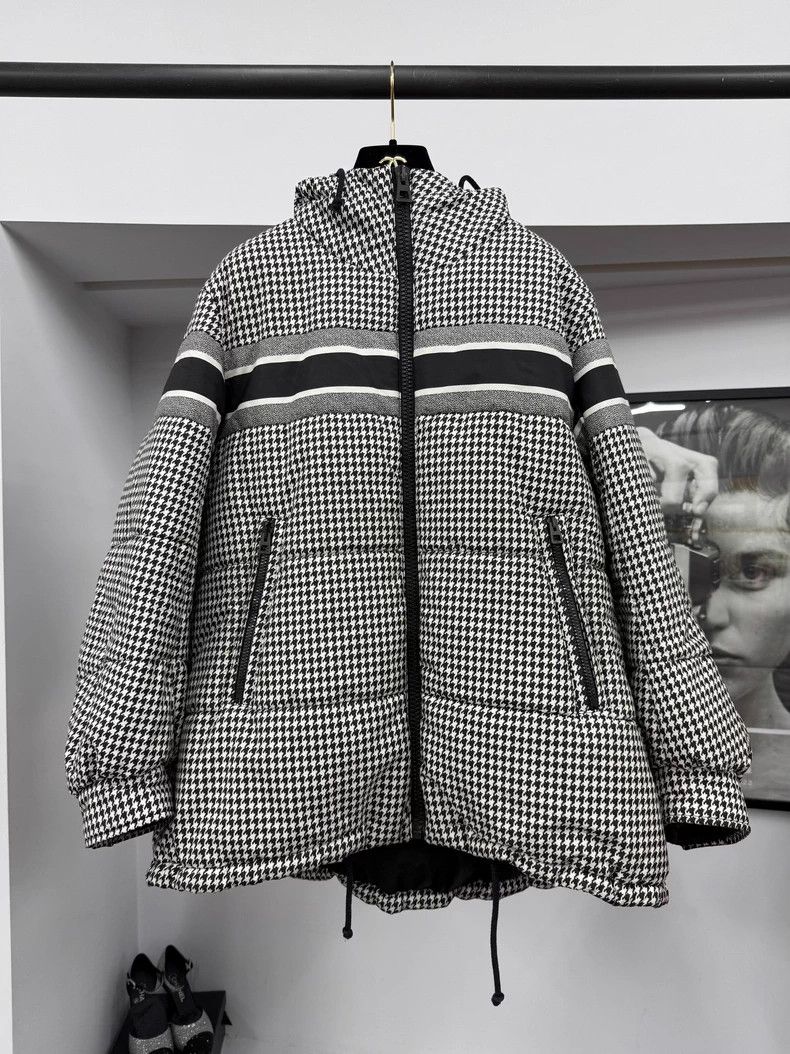 Dior Dior Black and white checkered hooded cotton jacket Size XS / US 0-2 / IT 36-38 - 1 Thumbnail
