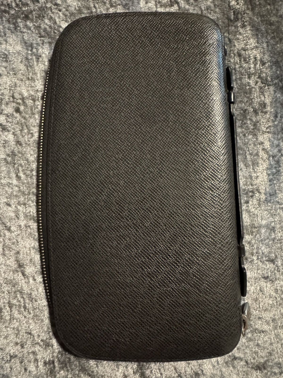 Louis Vuitton Ardoise Taiga Leather Atoll Travel Organizer Size ONE SIZE - 4 Thumbnail