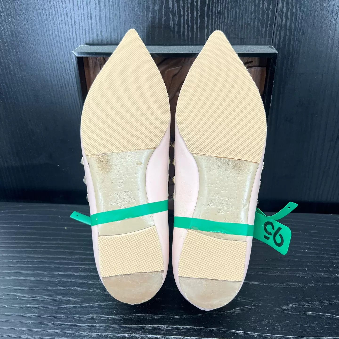 Valentino Valentino Rockstud Nude Pink Flats 37 Protected Size US 6.5 / IT 36.5 - 7 Thumbnail