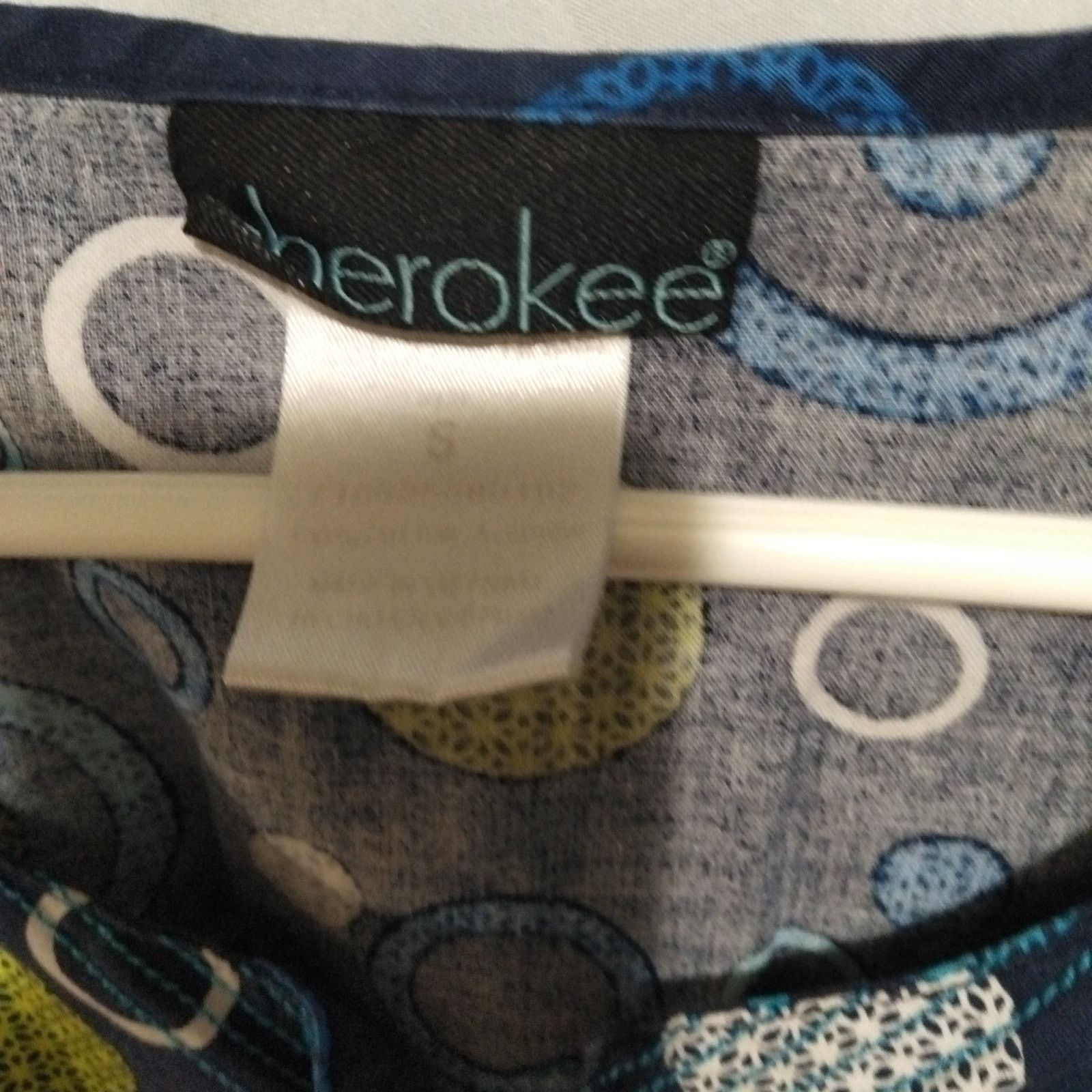 Cherokee Cherokee Scrub Top Women Sz Small Nurse Short Sleeve Blue Size S / US 4 / IT 40 - 3 Thumbnail