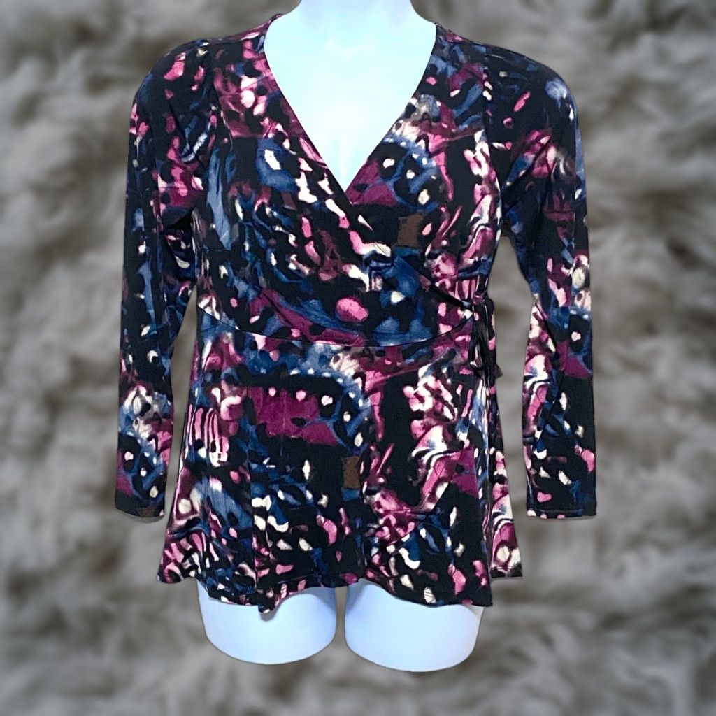 Torrid Torrid Blouse Shirt Geometric Surplice Wrap Knit Dark Romantic NWT Womens M/L 10 Purple Black Size L / US 10 / IT 46 - 1 Thumbnail