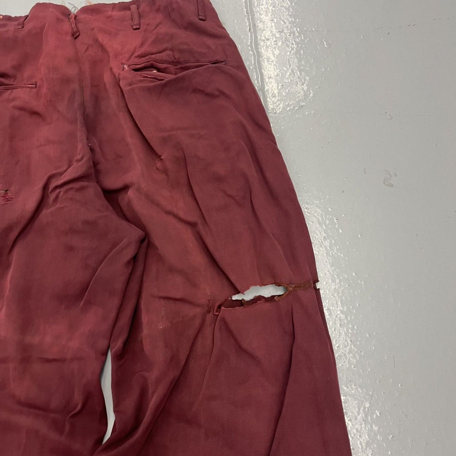 Other Vintage 50s Red Pleated Distressed Rayon Trousers 27x26 Size 27" / US 4 / IT 40 - 5 Thumbnail