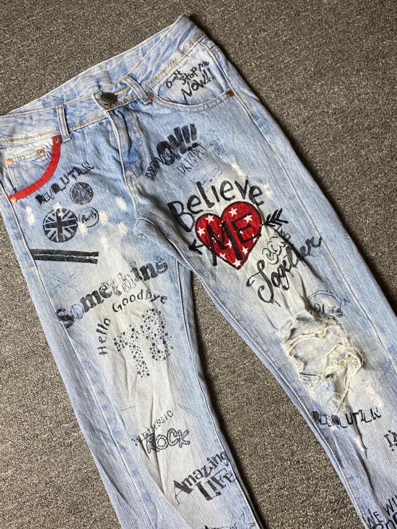 Japanese Brand Vintage Pink Latte Destroyed Embroidered Jeans (149) Size US 28 / EU 44 - 13 Thumbnail