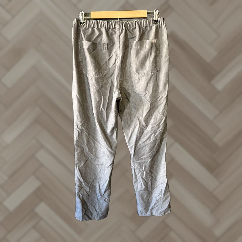 Vintage FIGS Scrub Pants Men's Size S Gray Pockets Pisco Technical Collection Basic 72% Polyester 21% Rayon 7% Spandex Hospital Medical Shirt? Size US 29 - 1 Thumbnail