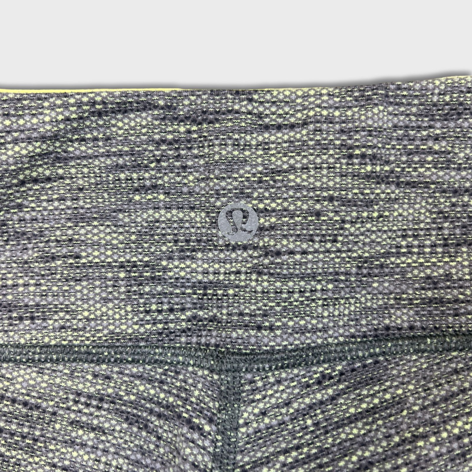 Lululemon Lululemon Pant Diamond Jacquard Wunder Under Crop 11 Legging Size 28" / US 6 / IT 42 - 6 Thumbnail