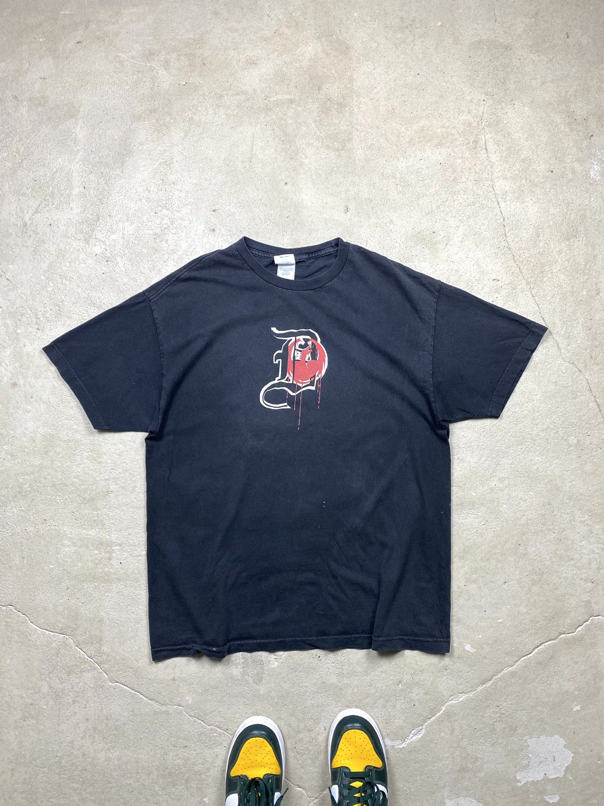 Shorty's Skateboards Vintage 90s Dragon Alliance Surf Skateboard Faded Tee Size US XL / EU 56 / 4 - 1 Thumbnail