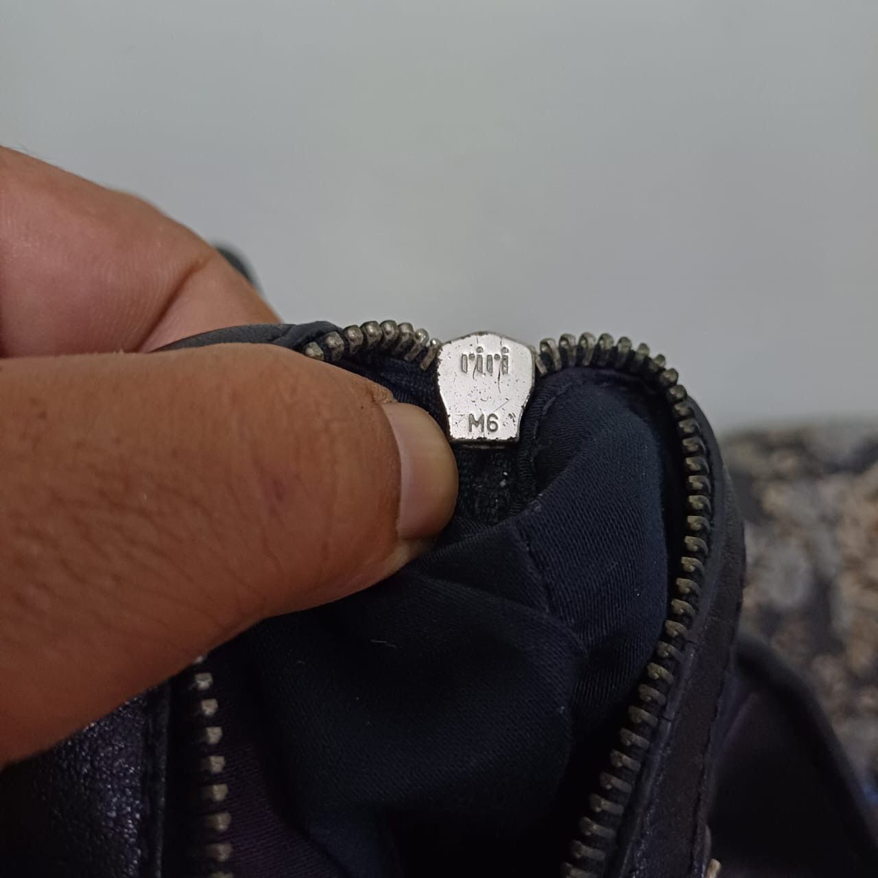 Miu Miu 💥Last Drop💥Vintage Miu Miu Leather Handle Bag Size ONE SIZE - 13 Thumbnail