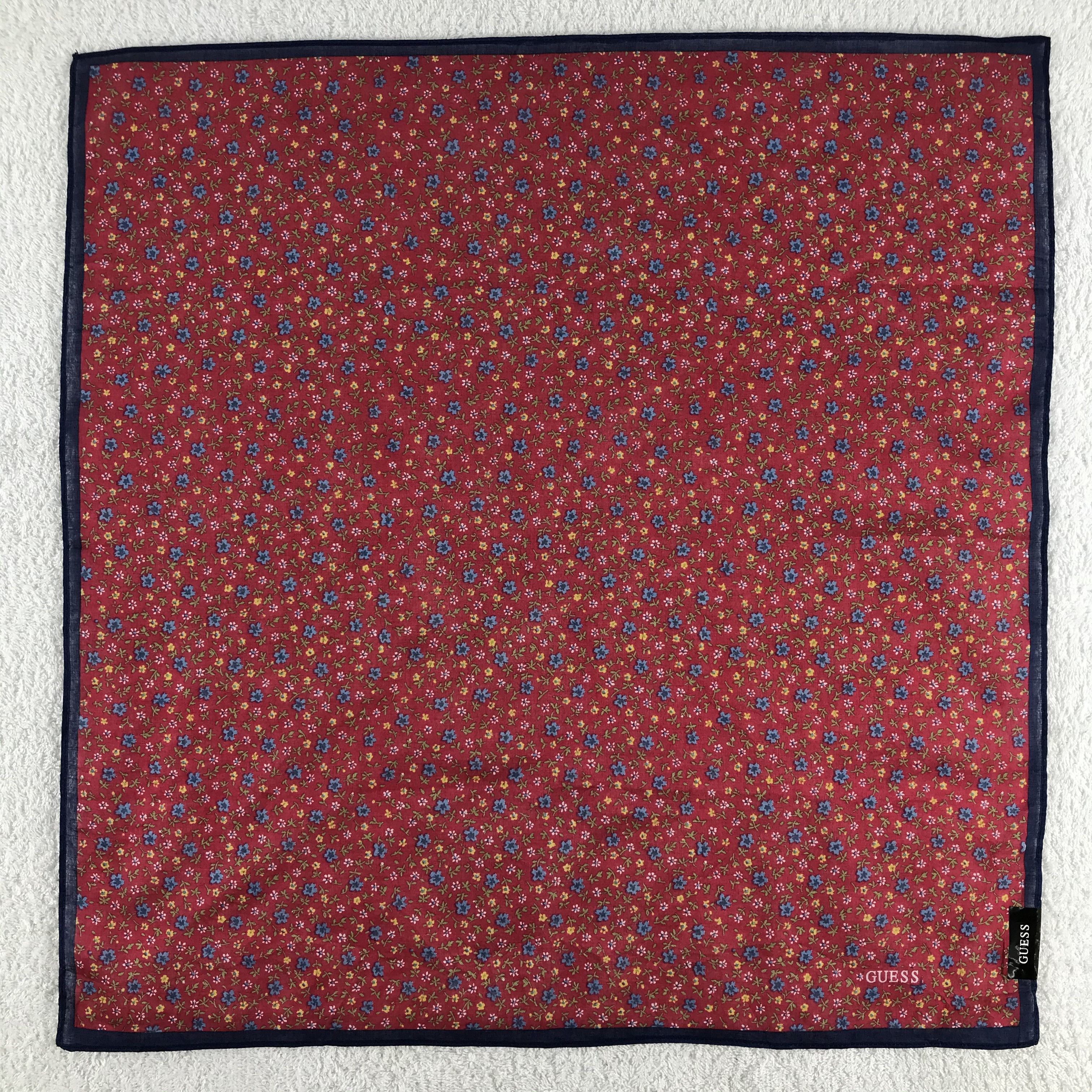 Guess × Vintage Guess Bandana / Handkerchief / Neckerchief - S319 Size ONE SIZE - 1 Thumbnail