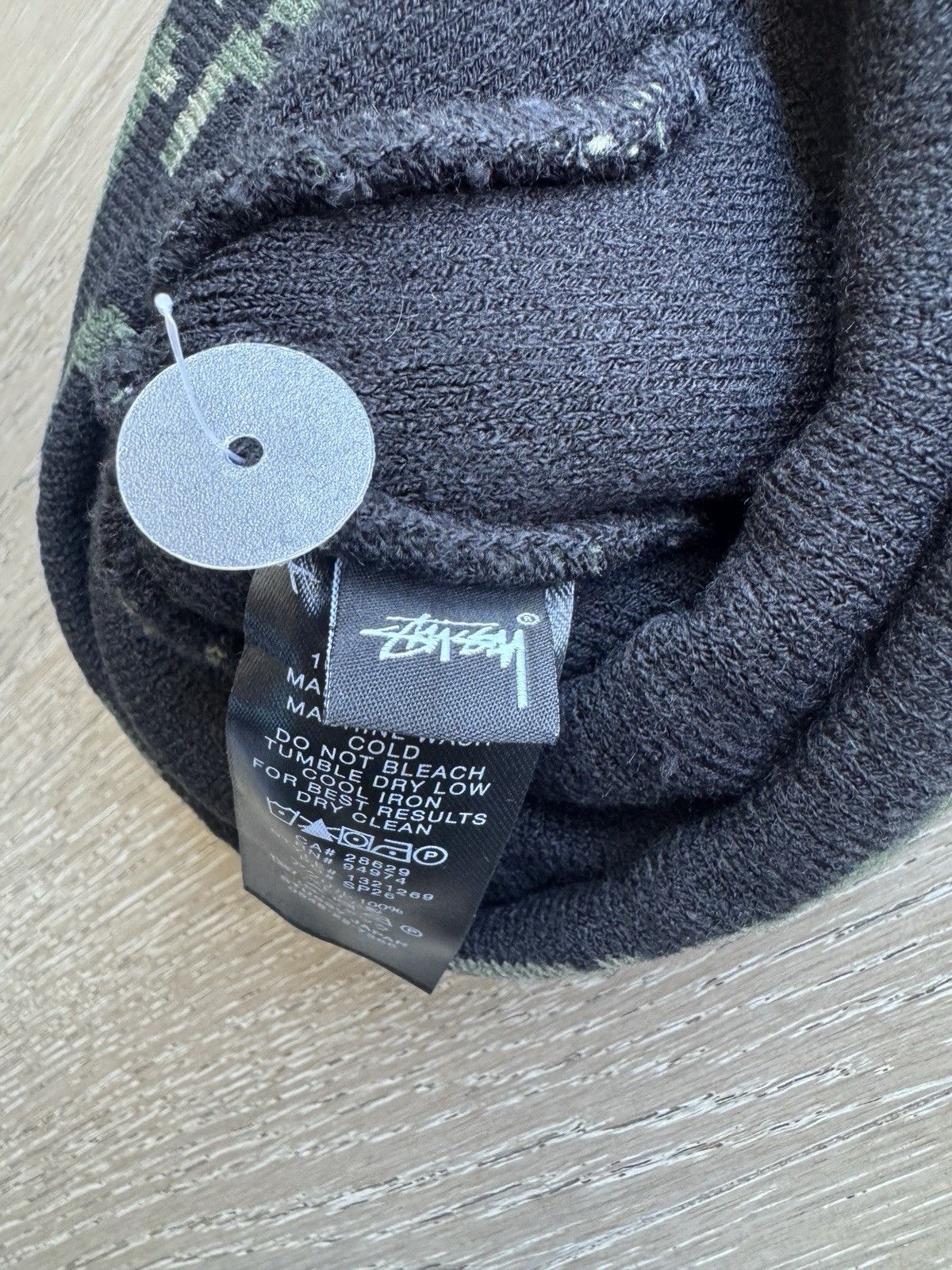 Stussy STUSSY REVERSIBLE TECH BEANIE SKULLCAP GREEN DIGITAL CAMO Size ONE SIZE - 5 Thumbnail