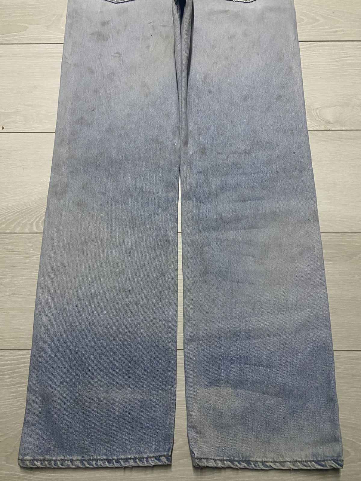 Wrangler Wrangler Vintage Distressed Denim One of a Kind Fade & Paint Size US 33 - 6 Thumbnail