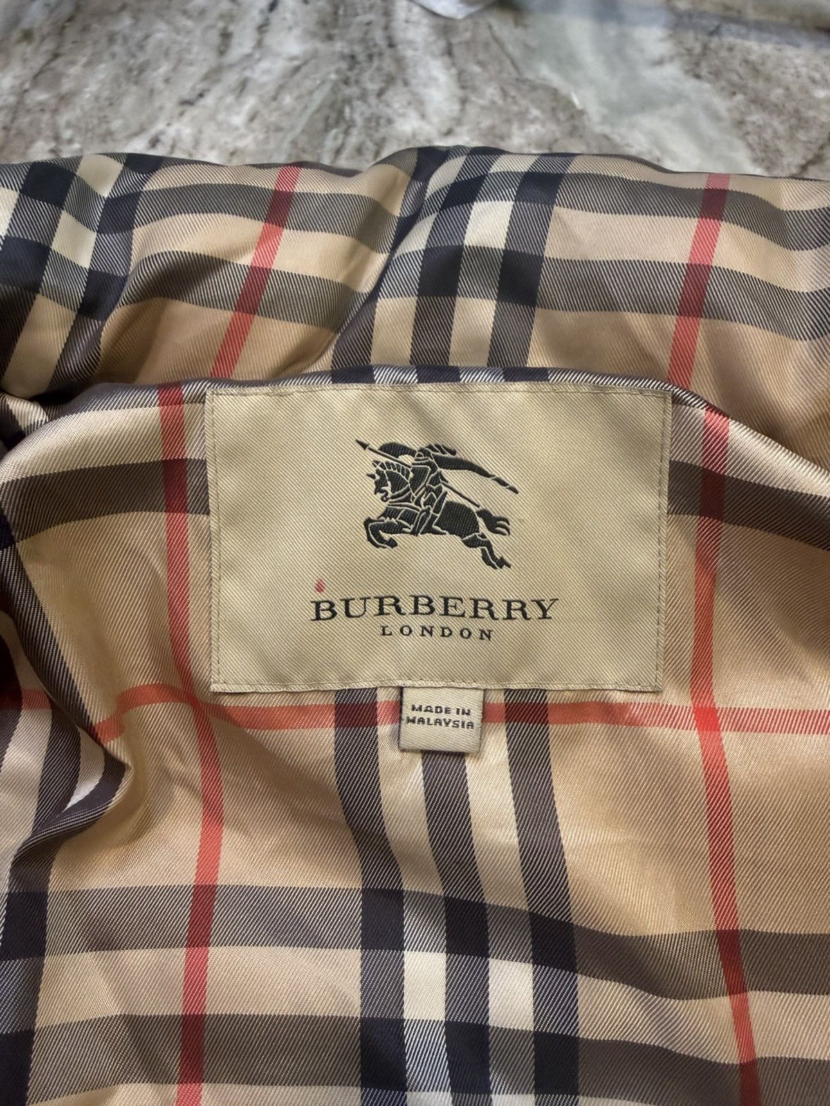 Burberry Vintage burberry puffer Size US L / EU 52-54 / 3 - 3 Thumbnail