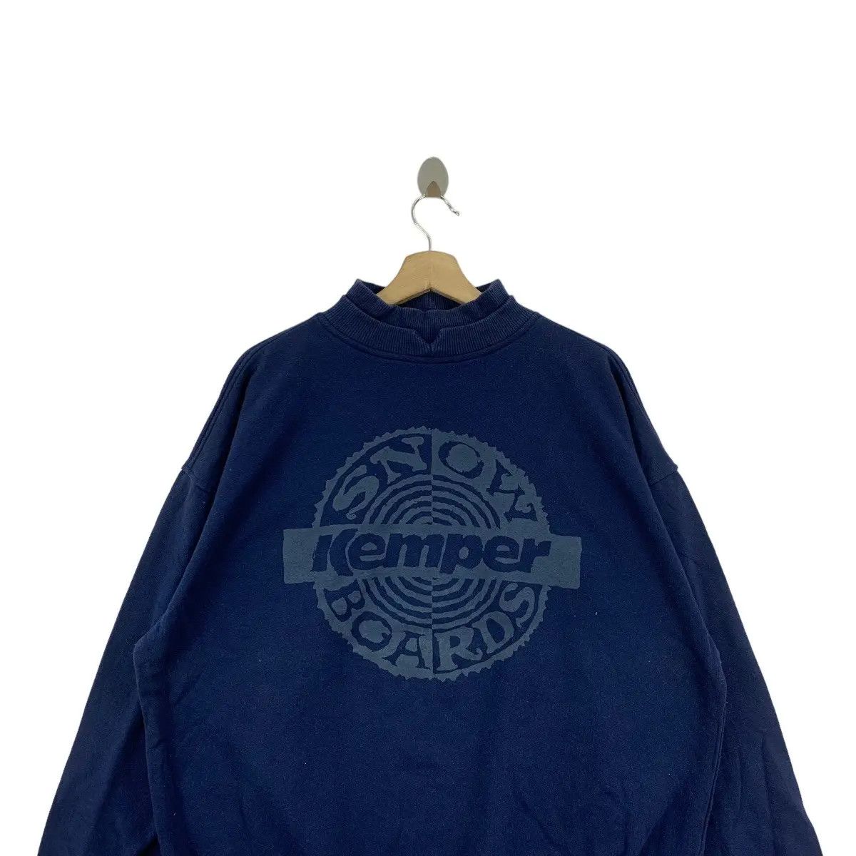 Vintage Vintage 90’ KEMPER SNOWBOARDS Stock Logo Sweatshirt Size US XL / EU 56 / 4 - 3 Thumbnail