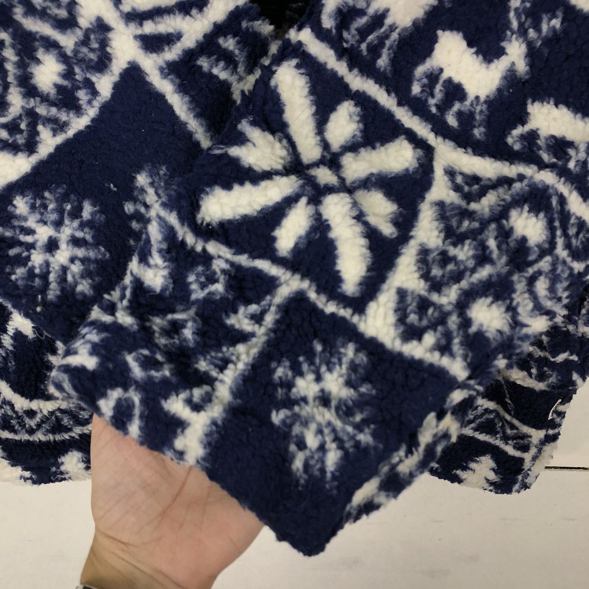 Japanese Brand VINTAGE FLEECE NAVAJO AZTEC DESIGN ELLESSE JAPAN Size US M / EU 48-50 / 2 - 9 Thumbnail