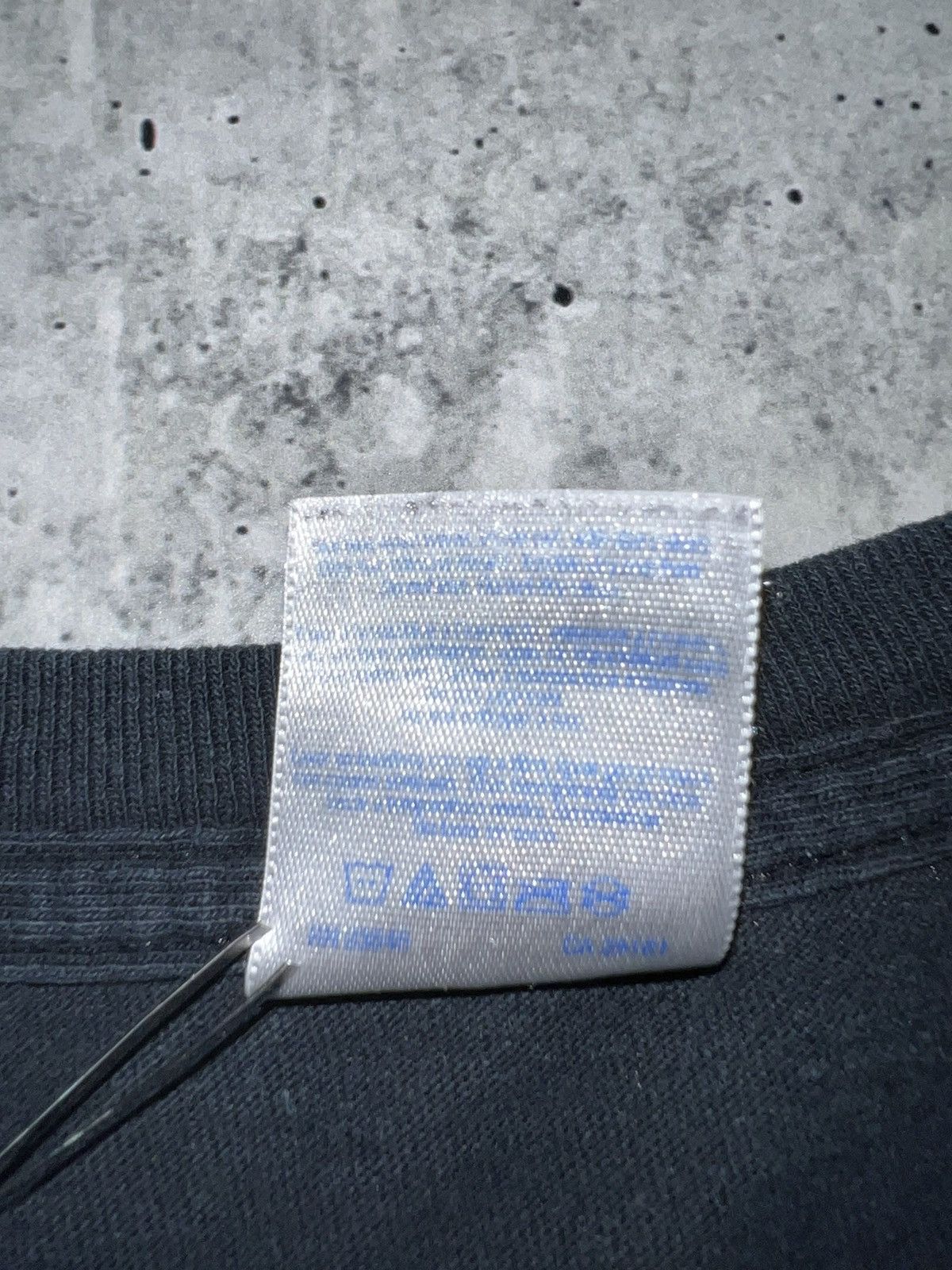 Other Vintage 2008 Lord of the Strings Graphic Tee Size US L / EU 52-54 / 3 - 8 Thumbnail