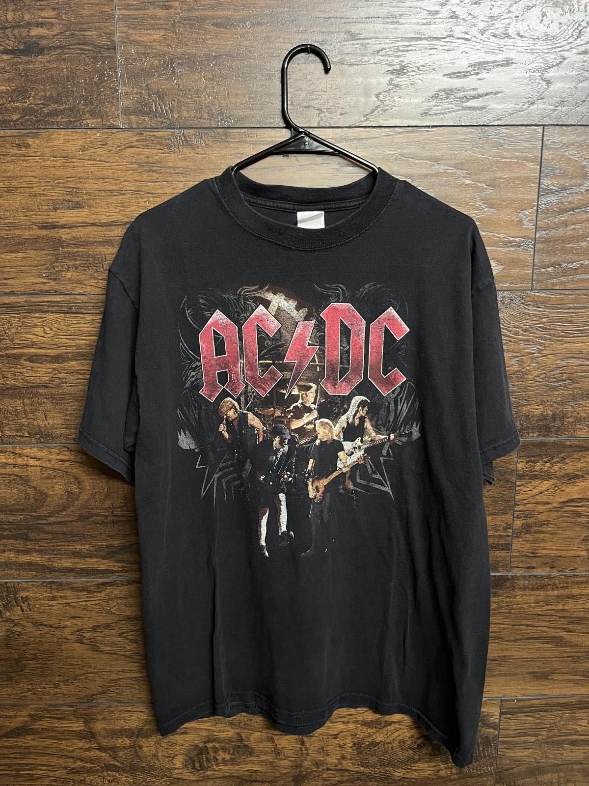 Designer AC/DC Black Ice Tour T-shirt - 2009 ACDC Merch Shirt - L Size US L / EU 52-54 / 3 - 1 Thumbnail