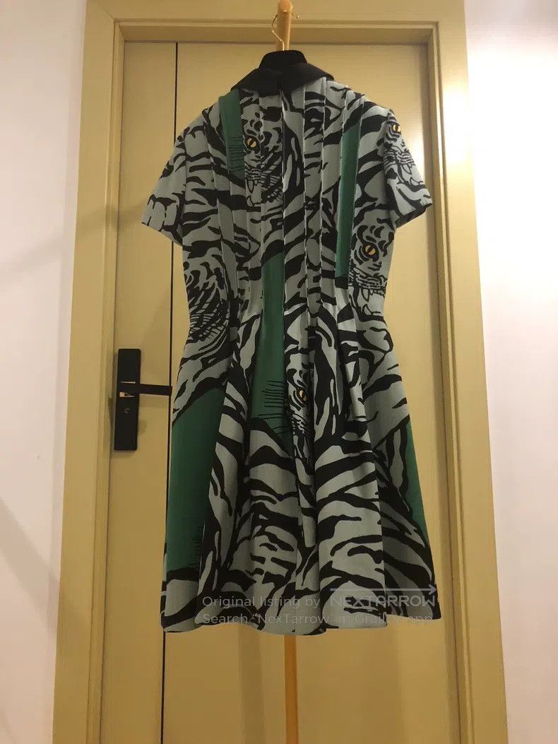 Valentino Valentino Tiger print dress Size S / US 4 / IT 40 - 2 Thumbnail
