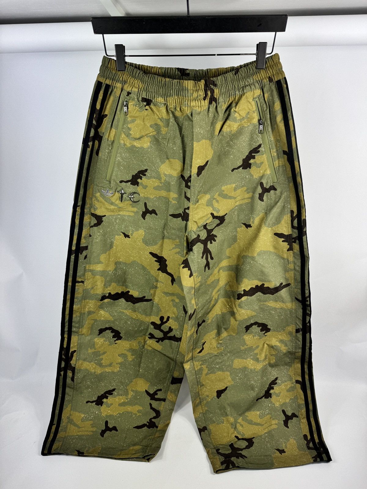 Thug Club + ADIDAS CAMOUFLAGE PRINT TROUSERS Size US 34 / EU 50 - 1 Thumbnail