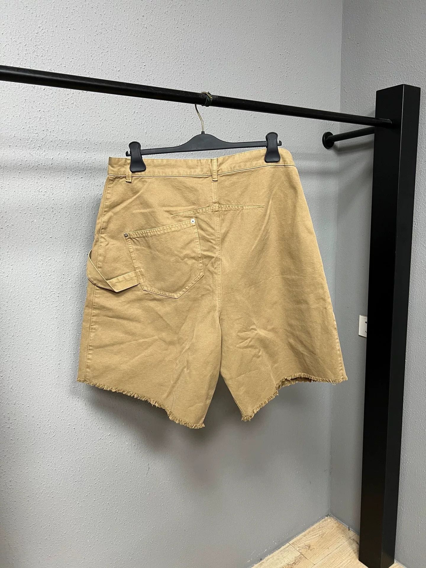 JW Anderson JW Anderson Shorts Size US 35 - 2 Thumbnail