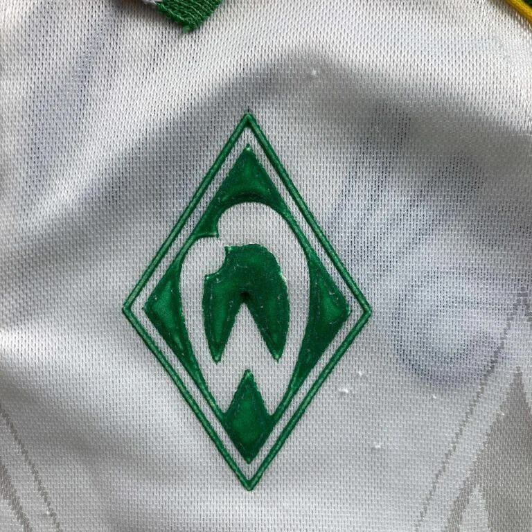 Puma Werder Bremen 1995-96 Puma home LS football jersey size XS Size US XS / EU 42 / 0 - 3 Thumbnail