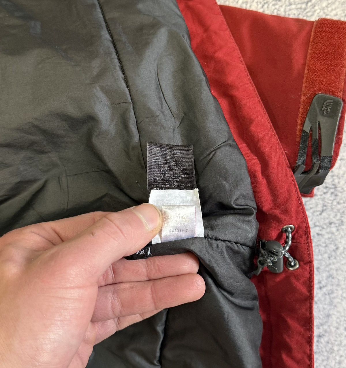 The North Face The North Face Summit Series HyVent Alpha Primaloft Jacket L Size US L / EU 52-54 / 3 - 15 Thumbnail