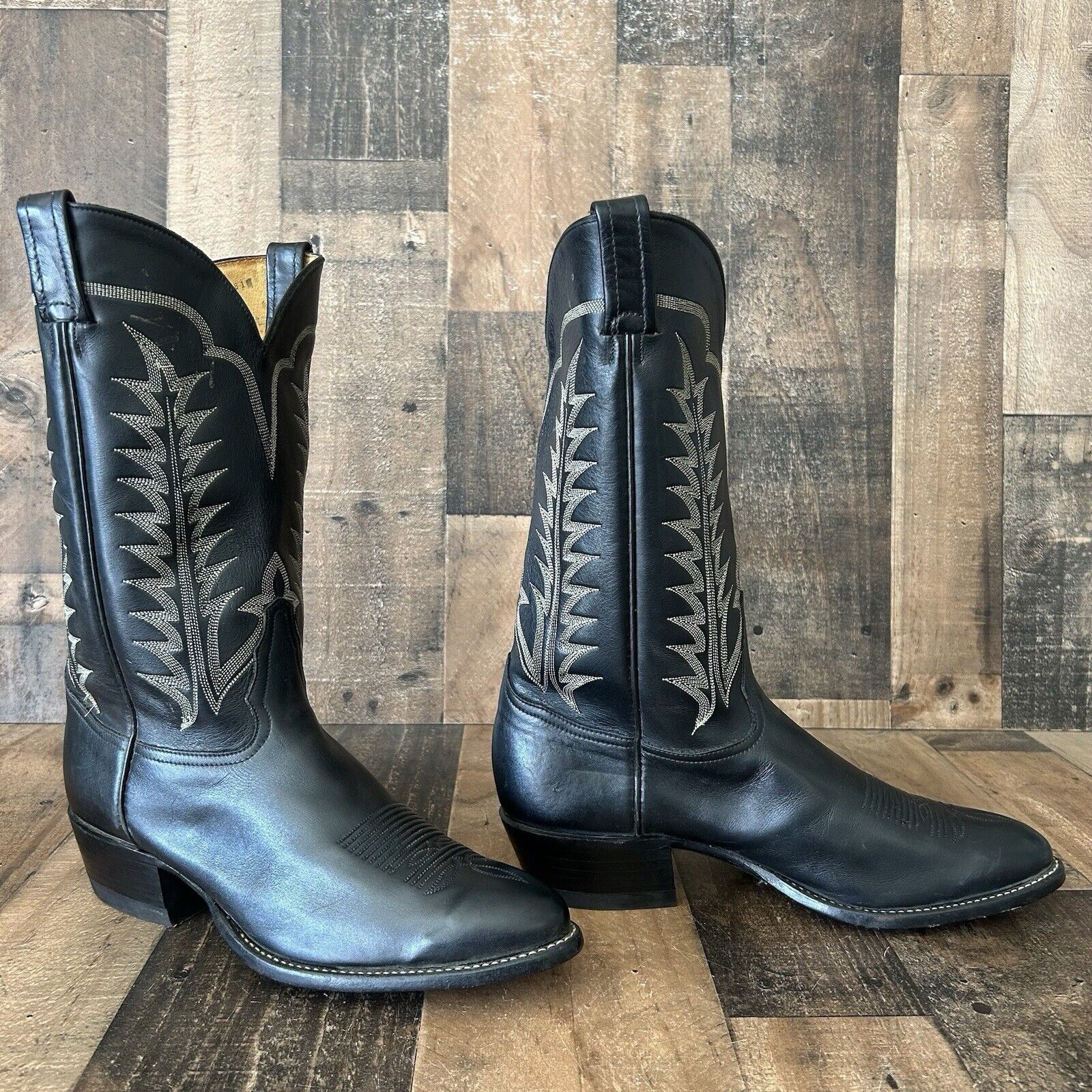 Tony Lama Tony Lama Vintage Classic Black Cowboy Boots Mens 11.5 D Size US 11.5 / EU 44-45 - 2 Thumbnail