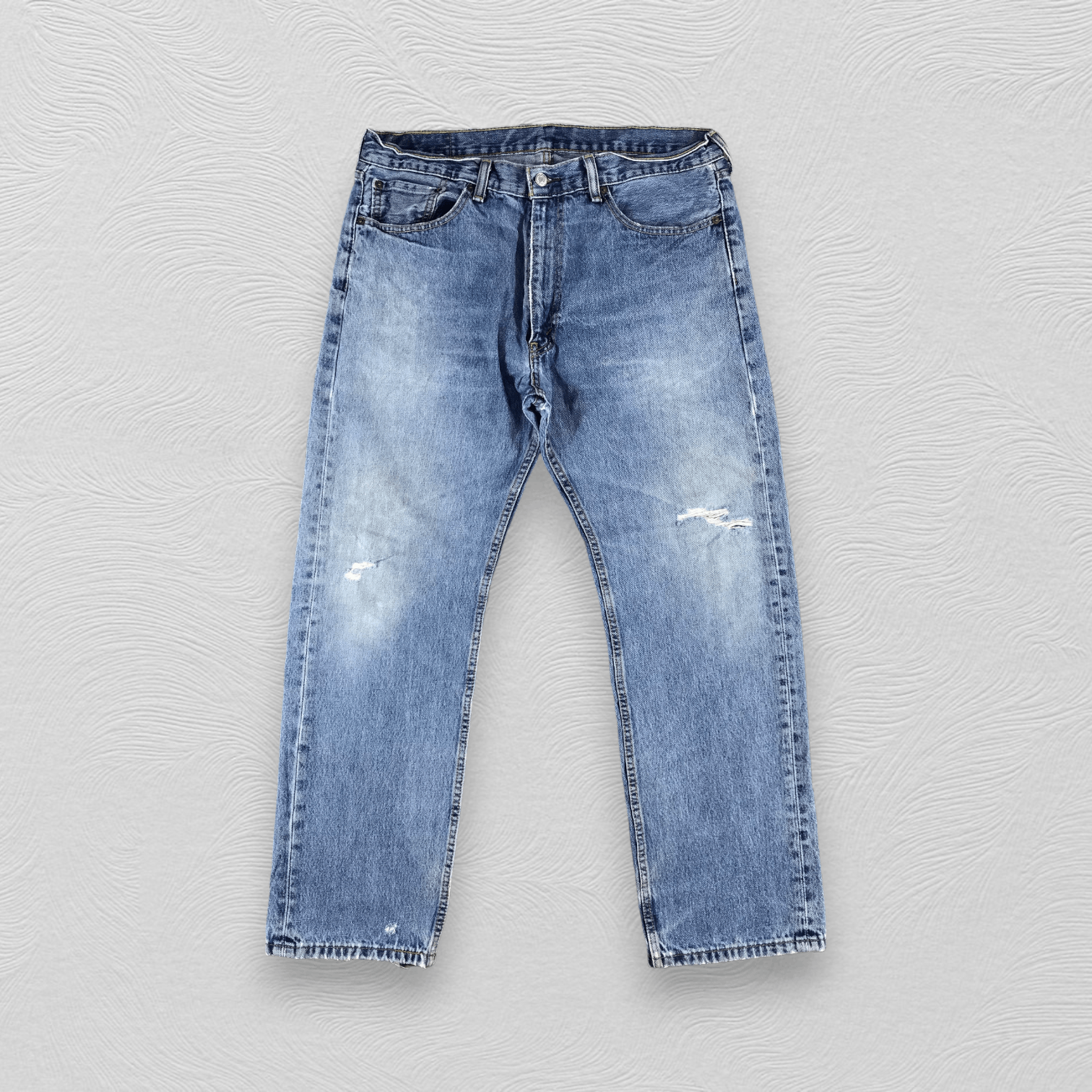 Levi's Vintage Levis 505 Jeans Distress Faded Blue KJ1051 Size US 36 / EU 52 - 1 Thumbnail