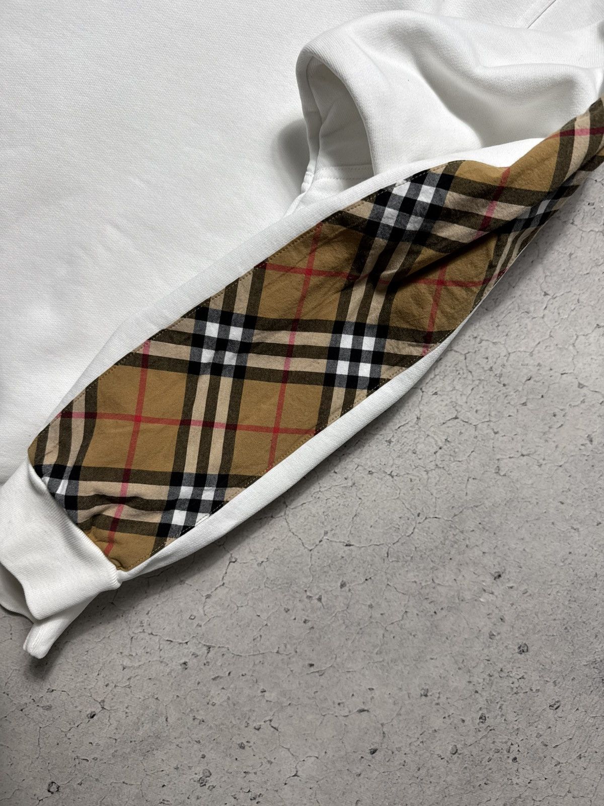 Burberry Burberry London Checkered White Sweatshirt Size S White Size US S / EU 44-46 / 1 - 6 Thumbnail