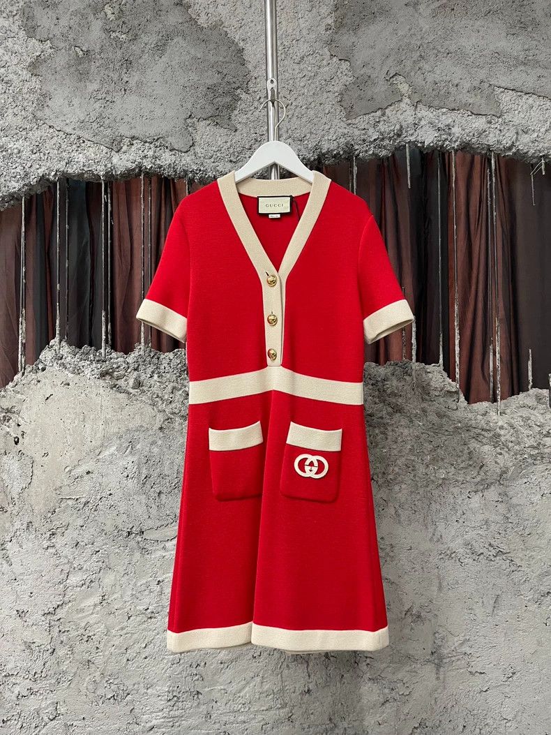 Gucci GucciKnitted dress 2503-Nextarrow Size XS / US 0-2 / IT 36-38 - 1 Thumbnail