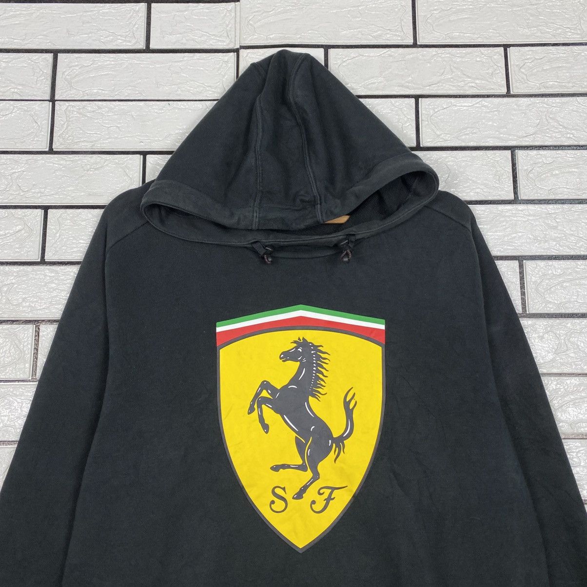 Japanese Brand Vintage Hoodie Pull Over Puma Ferrari Big Logo Size US L / EU 52-54 / 3 - 4 Thumbnail