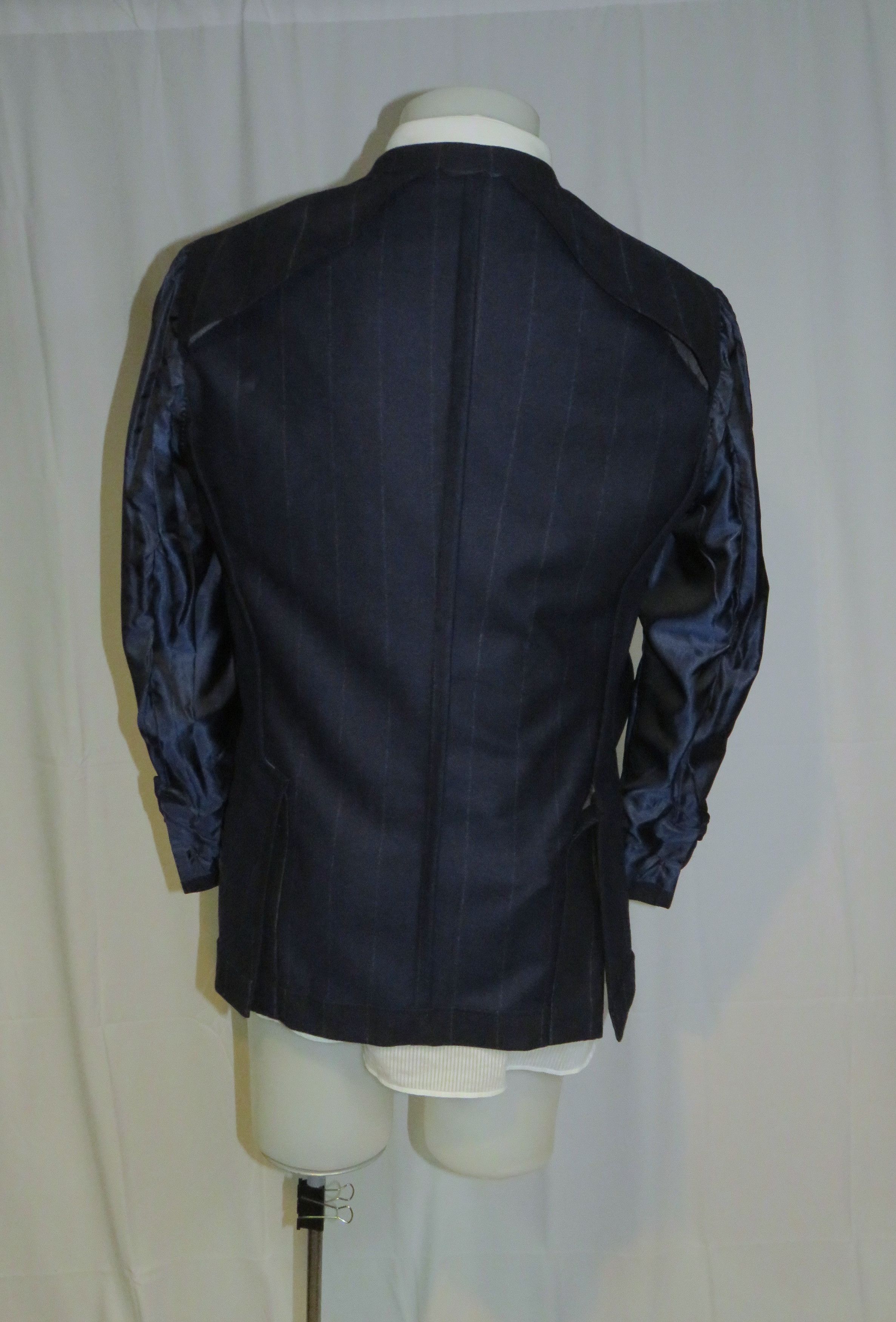 Drake's Navy Blue Chalk Stripe Flannel Three Roll Two Suit 38R NWT Size 38R - 12 Thumbnail