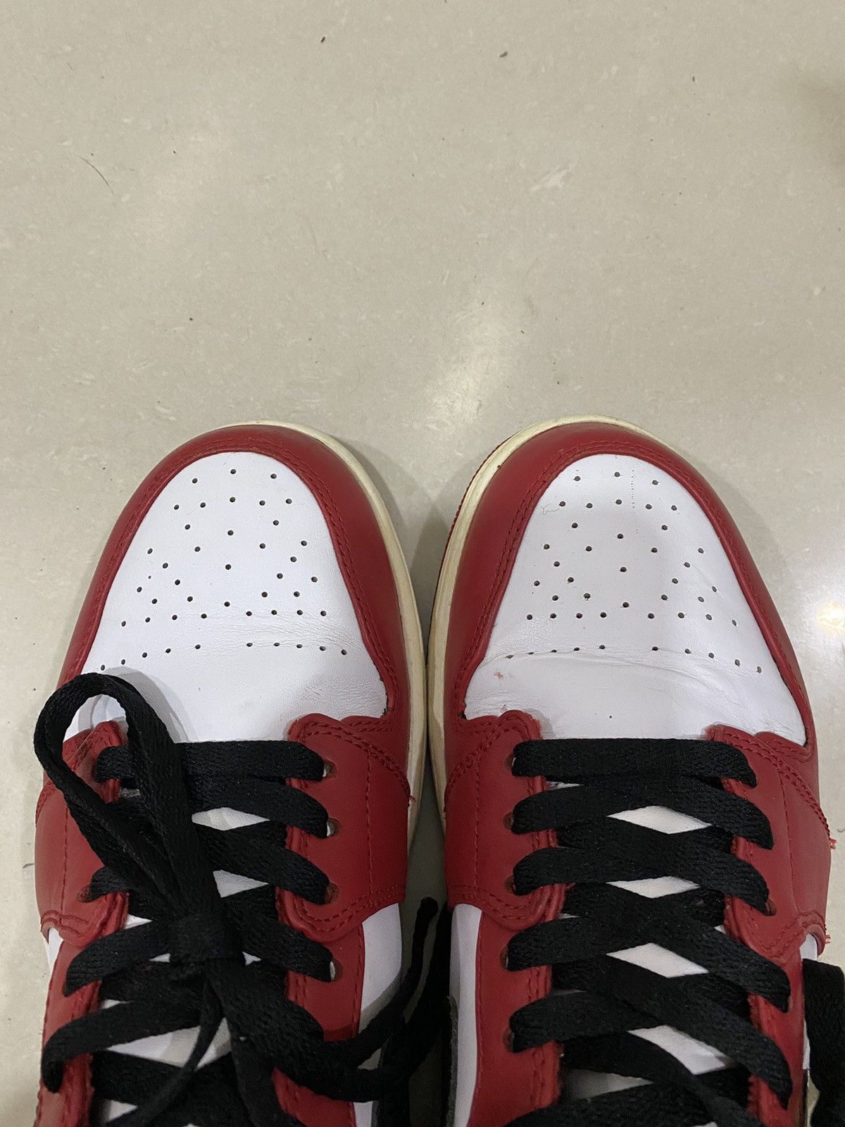 Jordan Brand Air Jordan 1 Chicago 2013 Size 10-11us Size US 10 / EU 43 - 2 Thumbnail