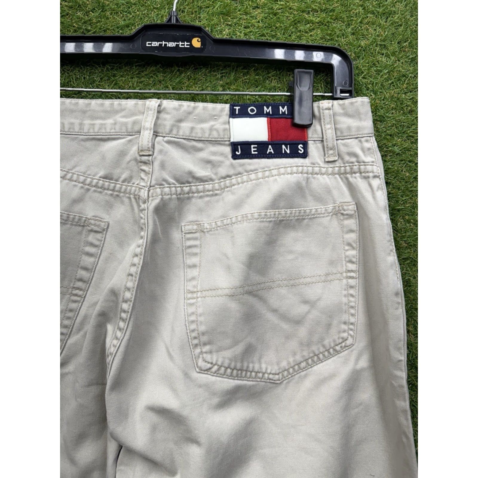 Tommy Hilfiger VINTAGE Tommy Hilfiger Pants Men 34x32 Chino Corduroy Straight Beige Classic Preppy Size US 34 / EU 50 - 3 Thumbnail