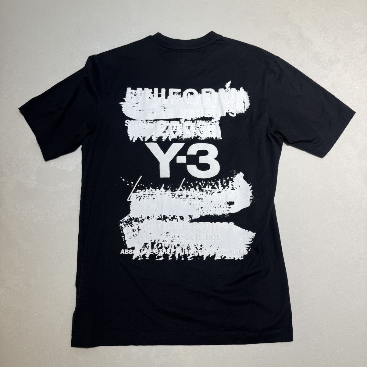 Y-3 Y-3 GRAPHIC SHORT SLEEVE TEE Size US S / EU 44-46 / 1 - 1 Thumbnail