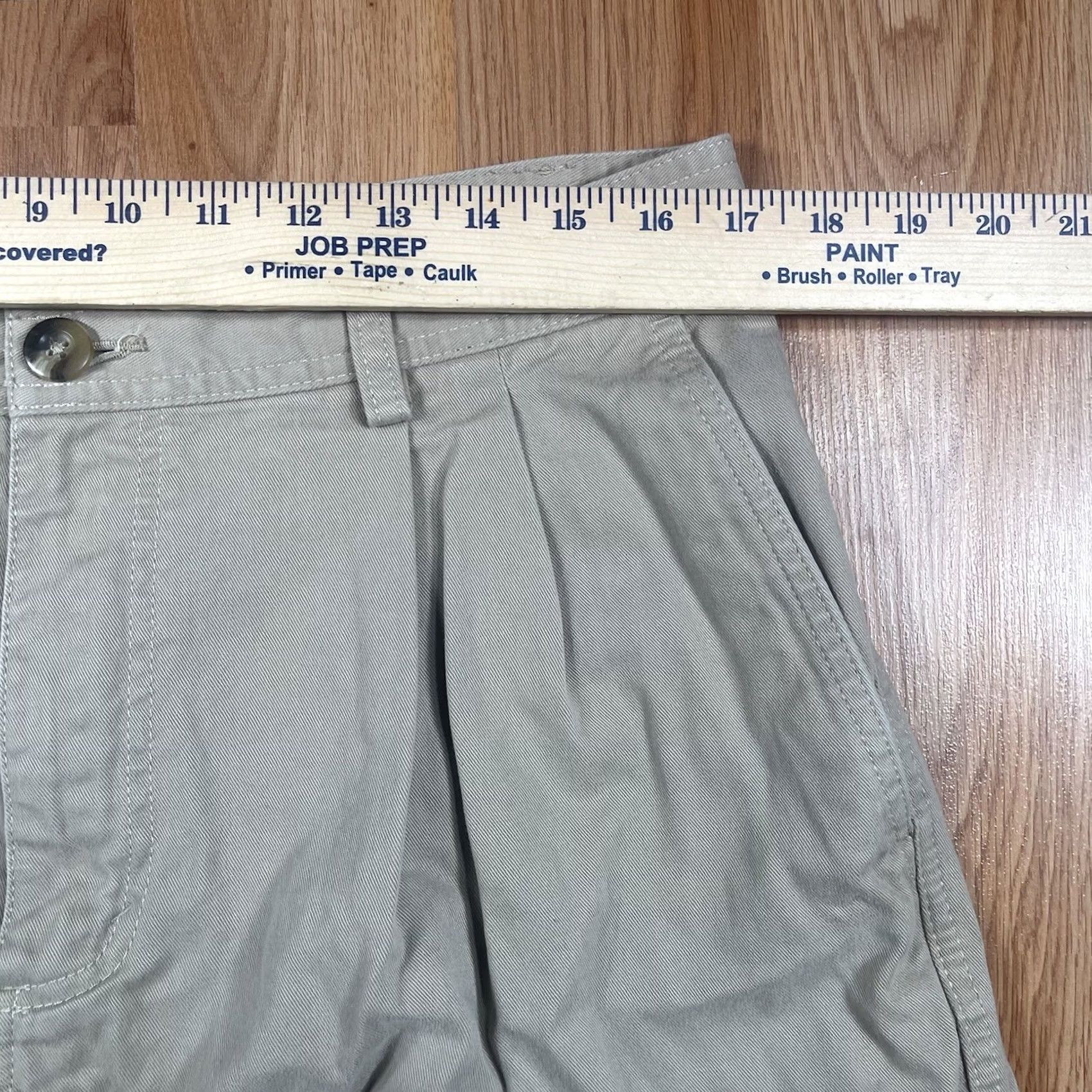 Eddie Bauer Eddie Bauer Shorts Mens Size 35 Beige Flat Front Khaki Chino 100% Cotton Regular Fit Mens Size US 35 - 3 Thumbnail