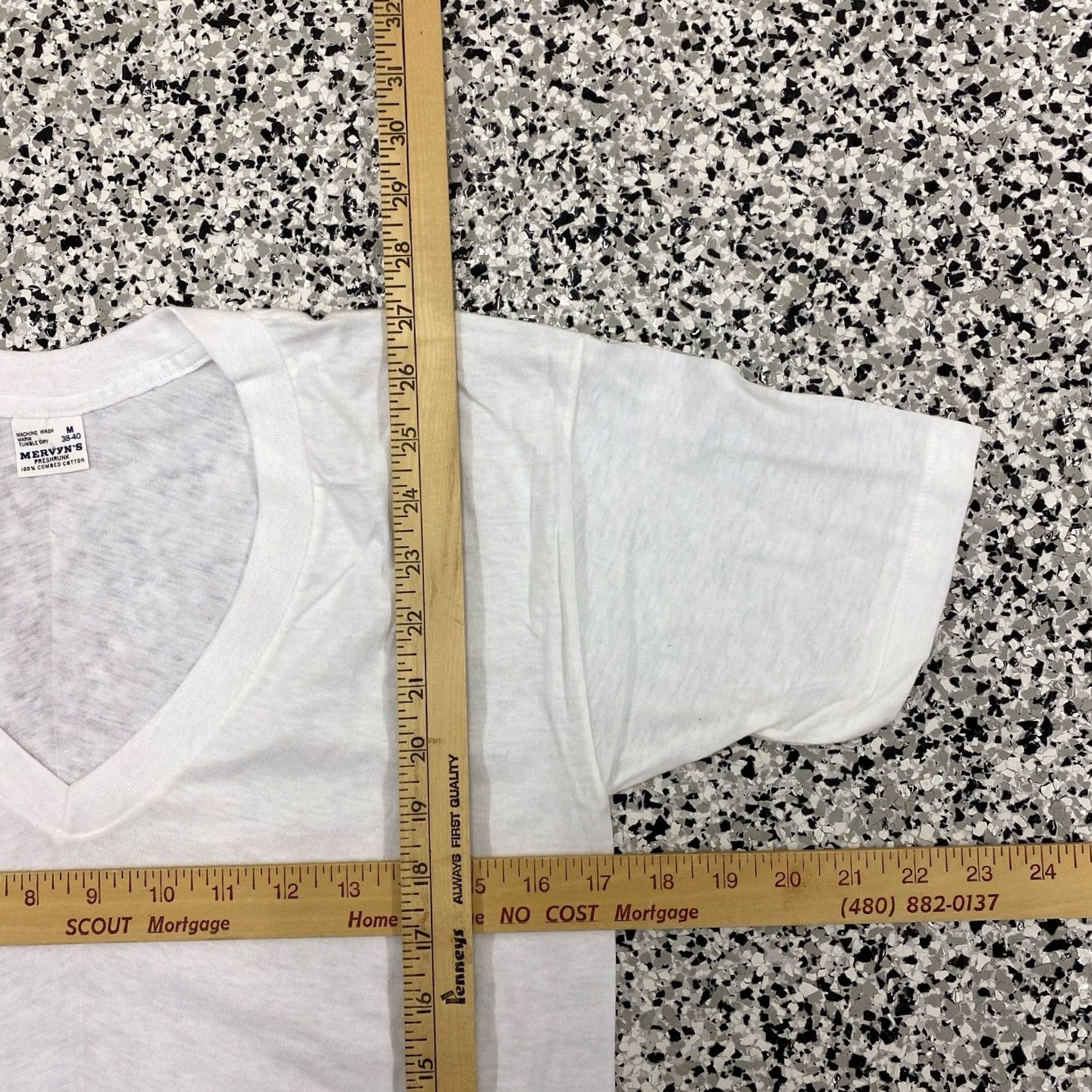 Vintage VINTAGE TownCraft T-Shirt V-Neck White Medium Lot of 2 Mens 60s 70s Size US M / EU 48-50 / 2 - 4 Thumbnail