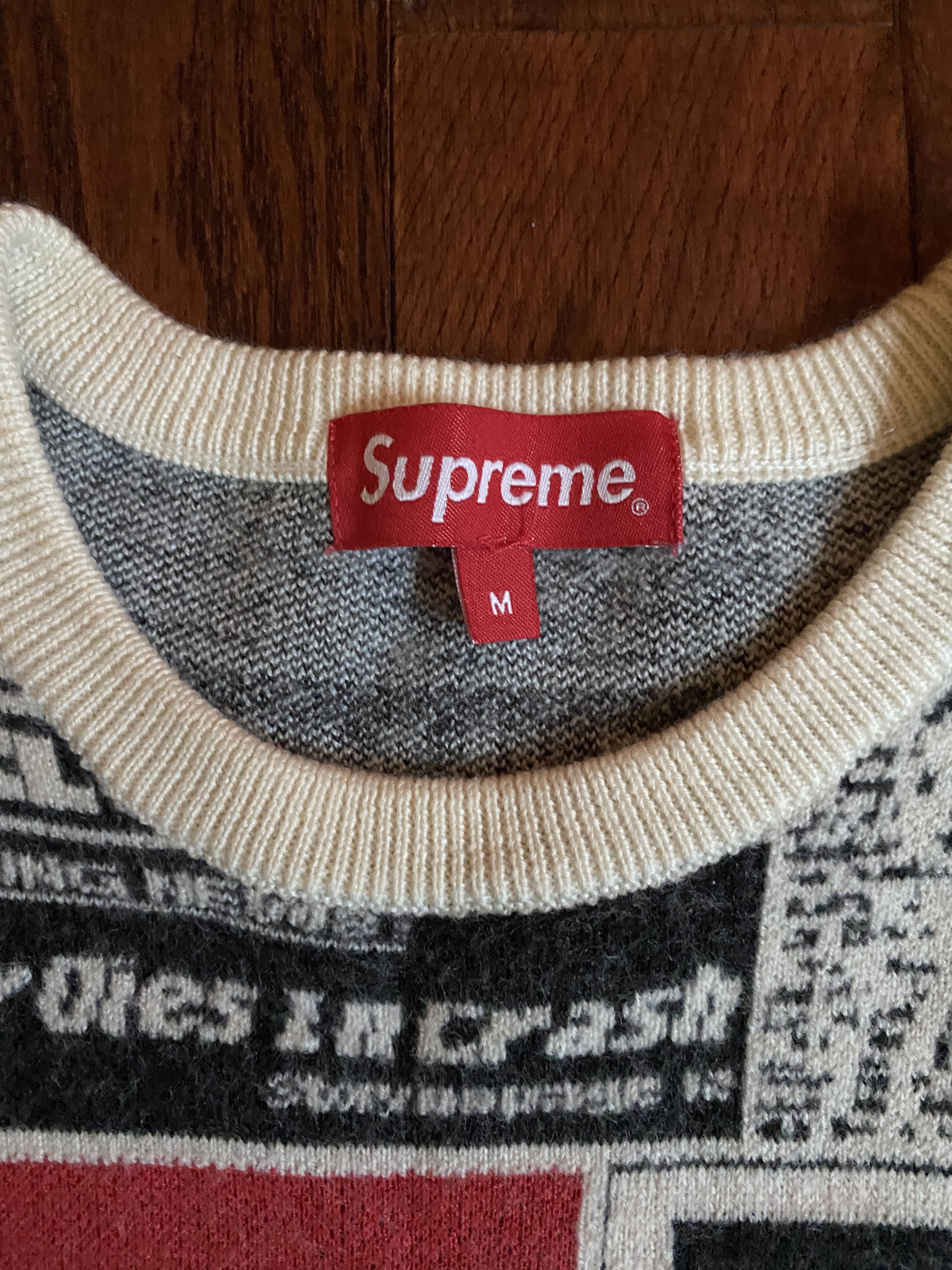 Supreme Newsprint Sweater FW18 Size US M / EU 48-50 / 2 - 4 Thumbnail