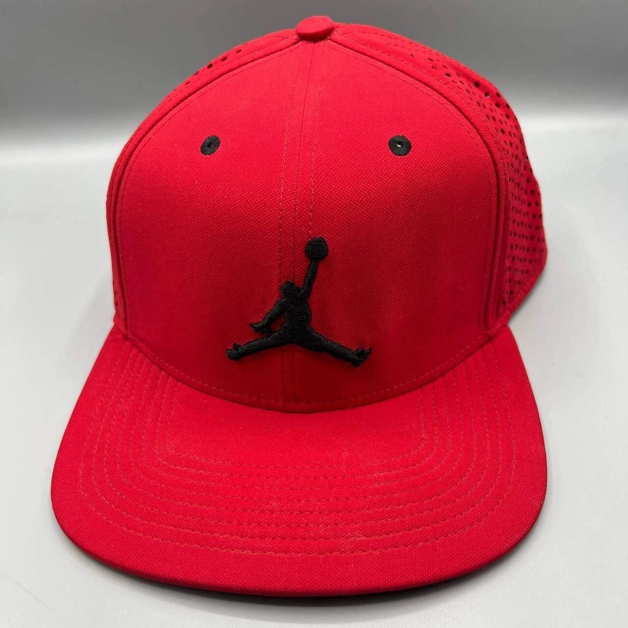 Jordan Brand Air Jordan Hat Men Embroidered Logo Jumpman Snap Back Cap Size ONE SIZE - 1 Thumbnail