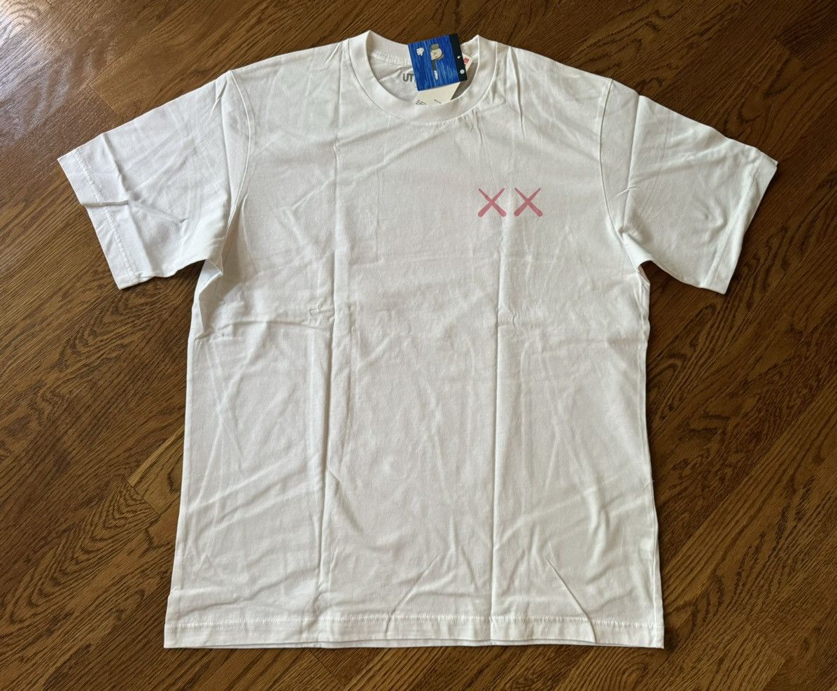Kaws × Uniqlo Medium Kaws Time Off Tee White Uniqlo UT T-Shirt Figure Size US M / EU 48-50 / 2 - 2 Thumbnail