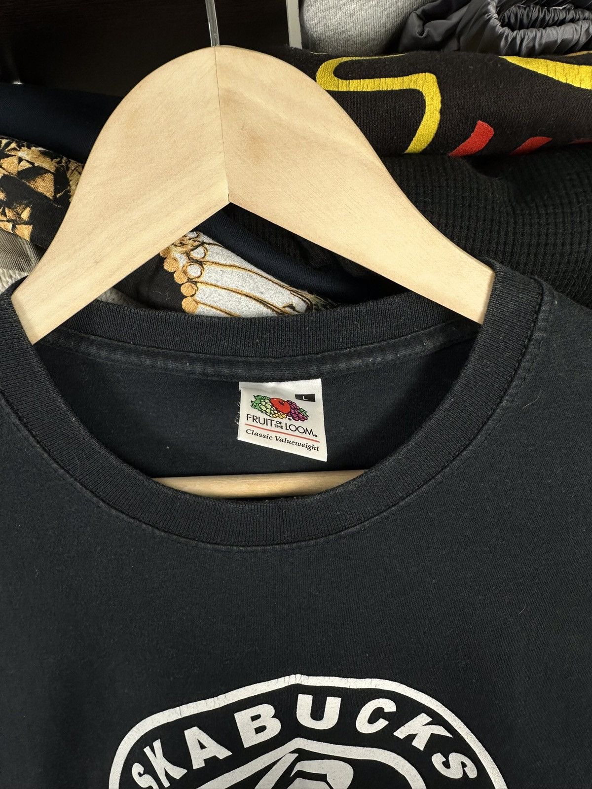 Japanese Brand × Vintage Vintage Y2K Skabucks Coneoiour Graphic Tee Size US L / EU 52-54 / 3 - 5 Thumbnail