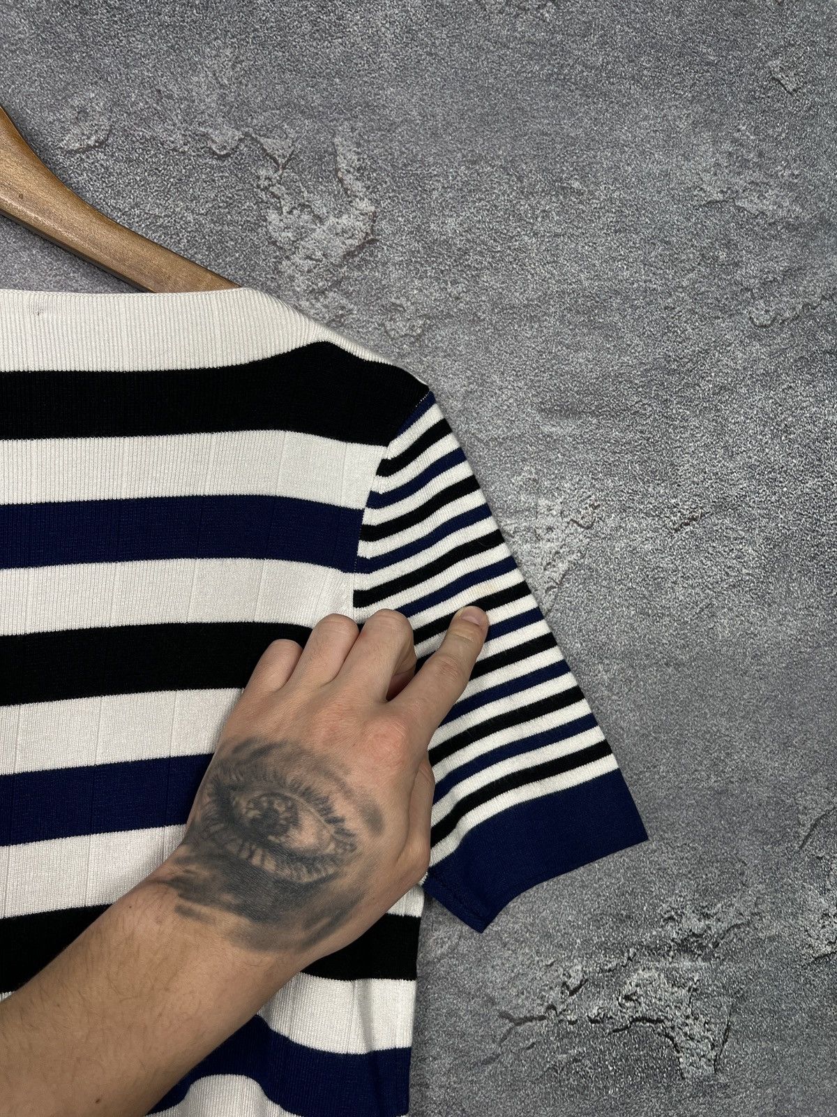Chanel Vintage Chanel Short Sleeve Knit Sweater Knit Top Size M Size M / US 6-8 / IT 42-44 - 13 Thumbnail