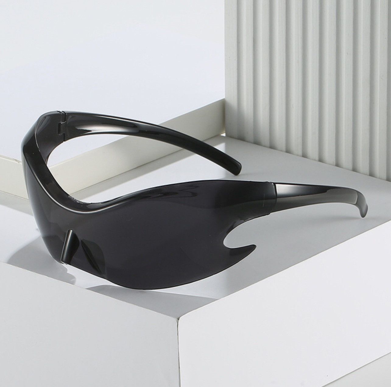 Other Y2K Futuristic Wraparound Shield Sunglasses Frameless Unisex Size ONE SIZE - 4 Thumbnail
