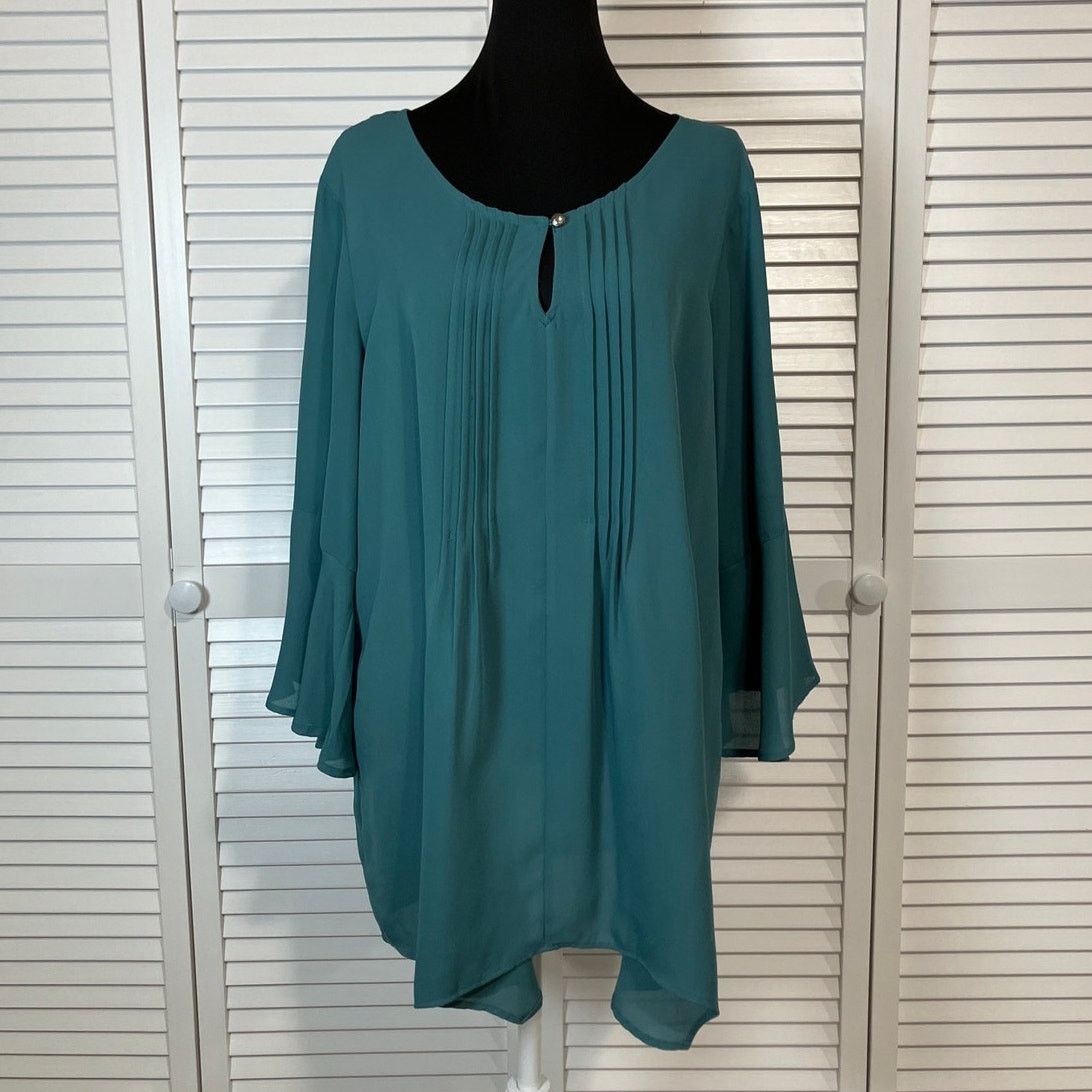 Avenue Avenue Boho Teal Keyhole ¾ Bell Sleeve Tunic Blouse 18/20 Size XXL / US 16-18 / IT 52-54 - 1 Thumbnail