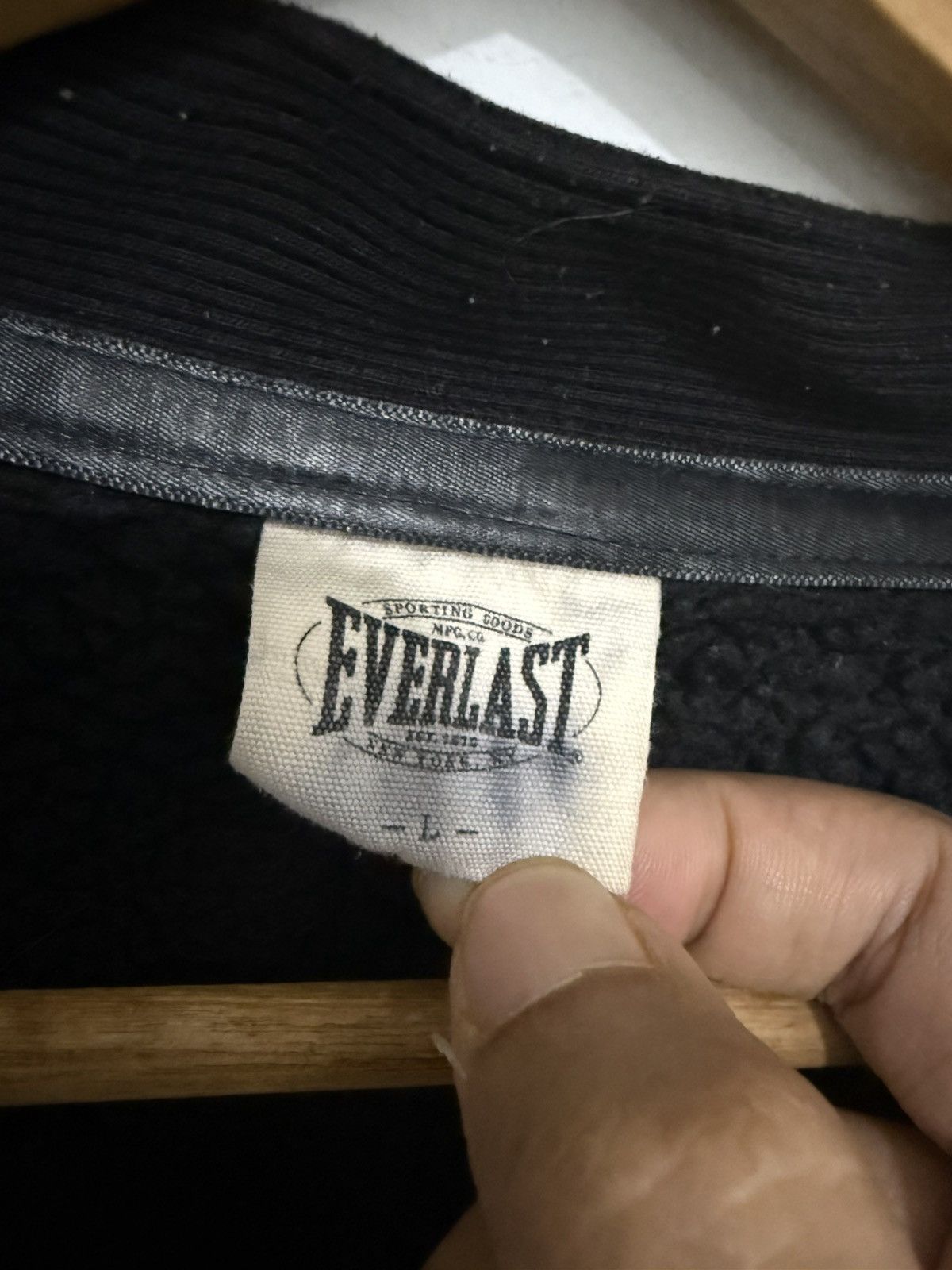 Everlast Vintage Everlast Black Cardigan Sweater Size US L / EU 52-54 / 3 - 9 Thumbnail