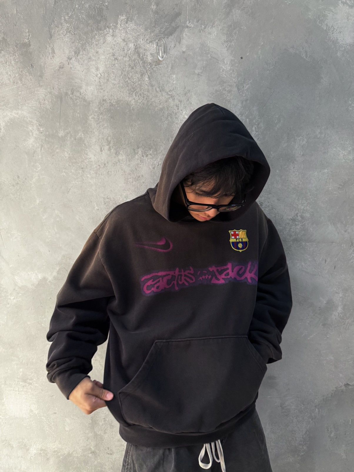 Nike × Travis Scott Travis Scott Nike Cactus Jack FC Barcelona Spray Logo Hoodie Size US S / EU 44-46 / 1 - 3 Thumbnail