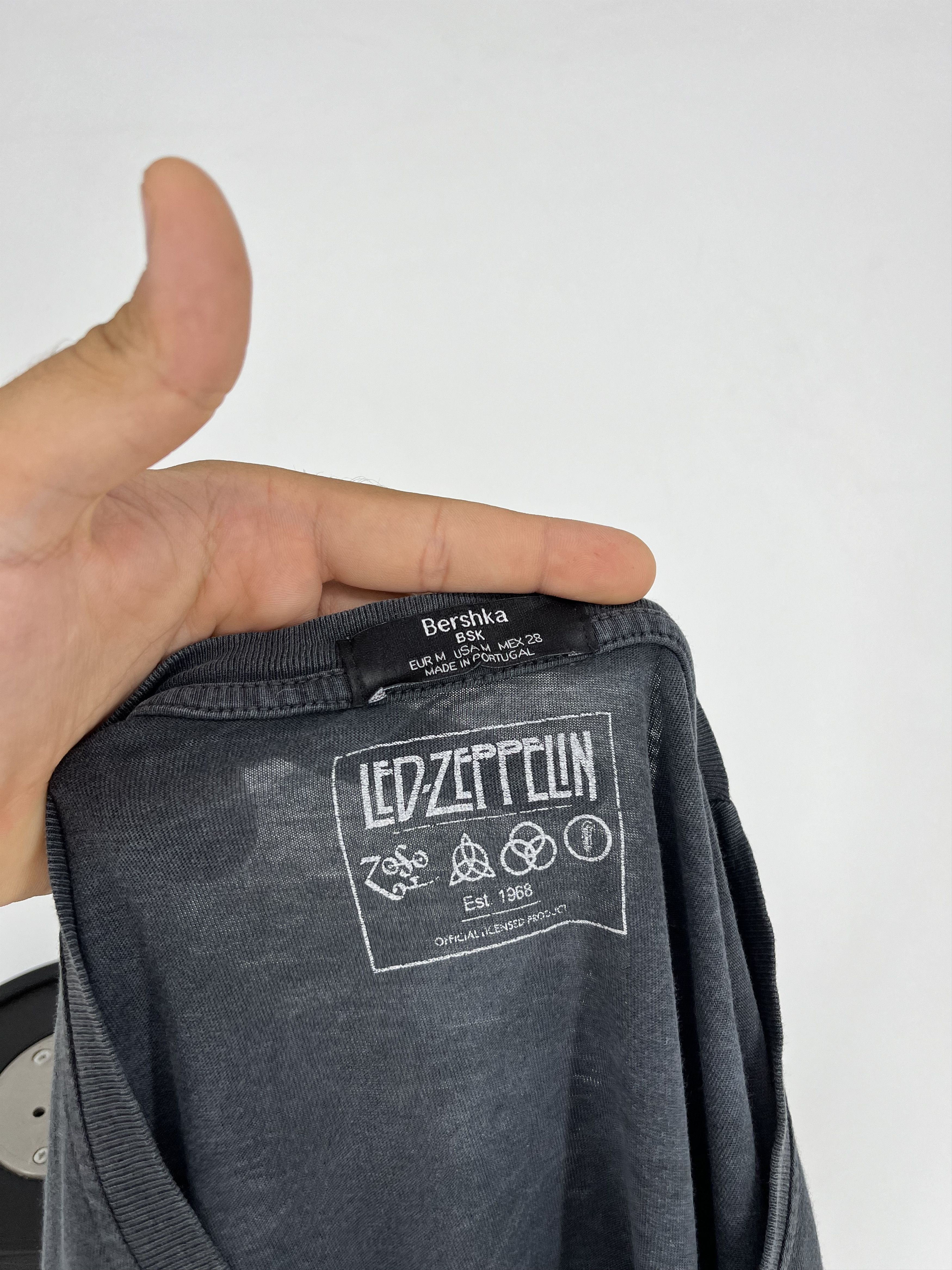 Band Tees × Vintage Vintage Y2K 00s Led Zeppelin U.S. Tour 1975 Band T-Shirt Size US M / EU 48-50 / 2 - 9 Thumbnail
