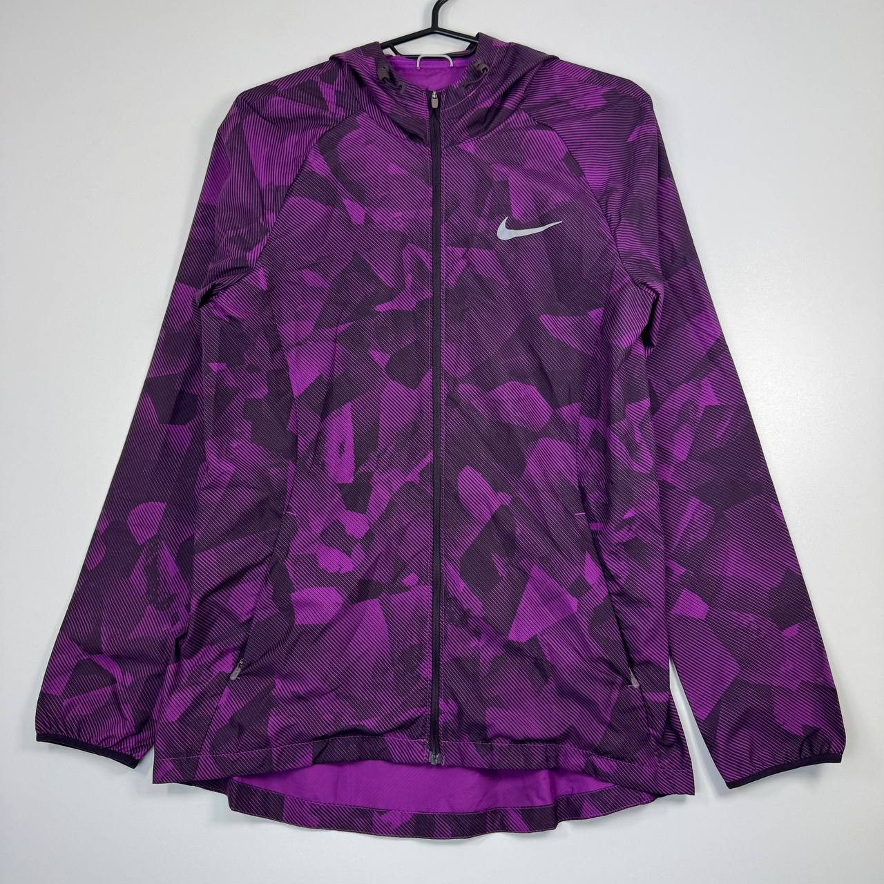 Nike Nike Women’s Lightweight Jacket Purple 855156-550 Running S Size S / US 4 / IT 40 - 1 Thumbnail