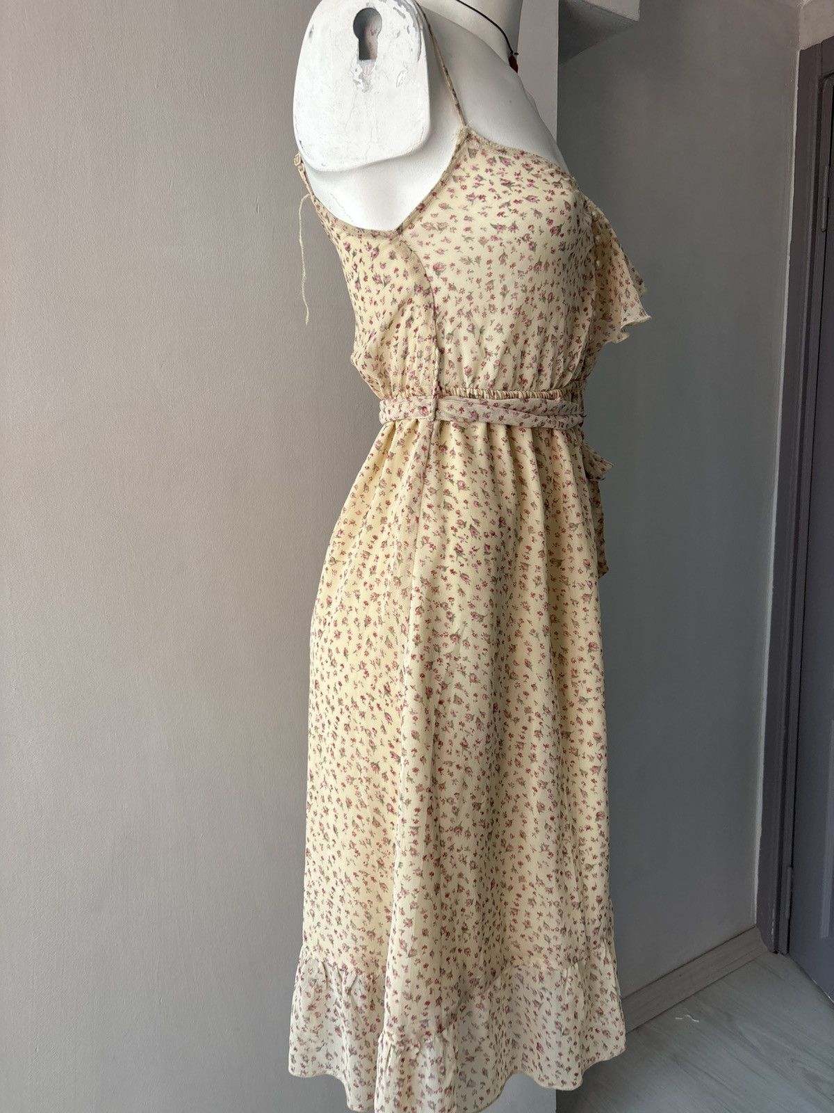 Vintage Guess dress Size M / US 6-8 / IT 42-44 - 19 Thumbnail
