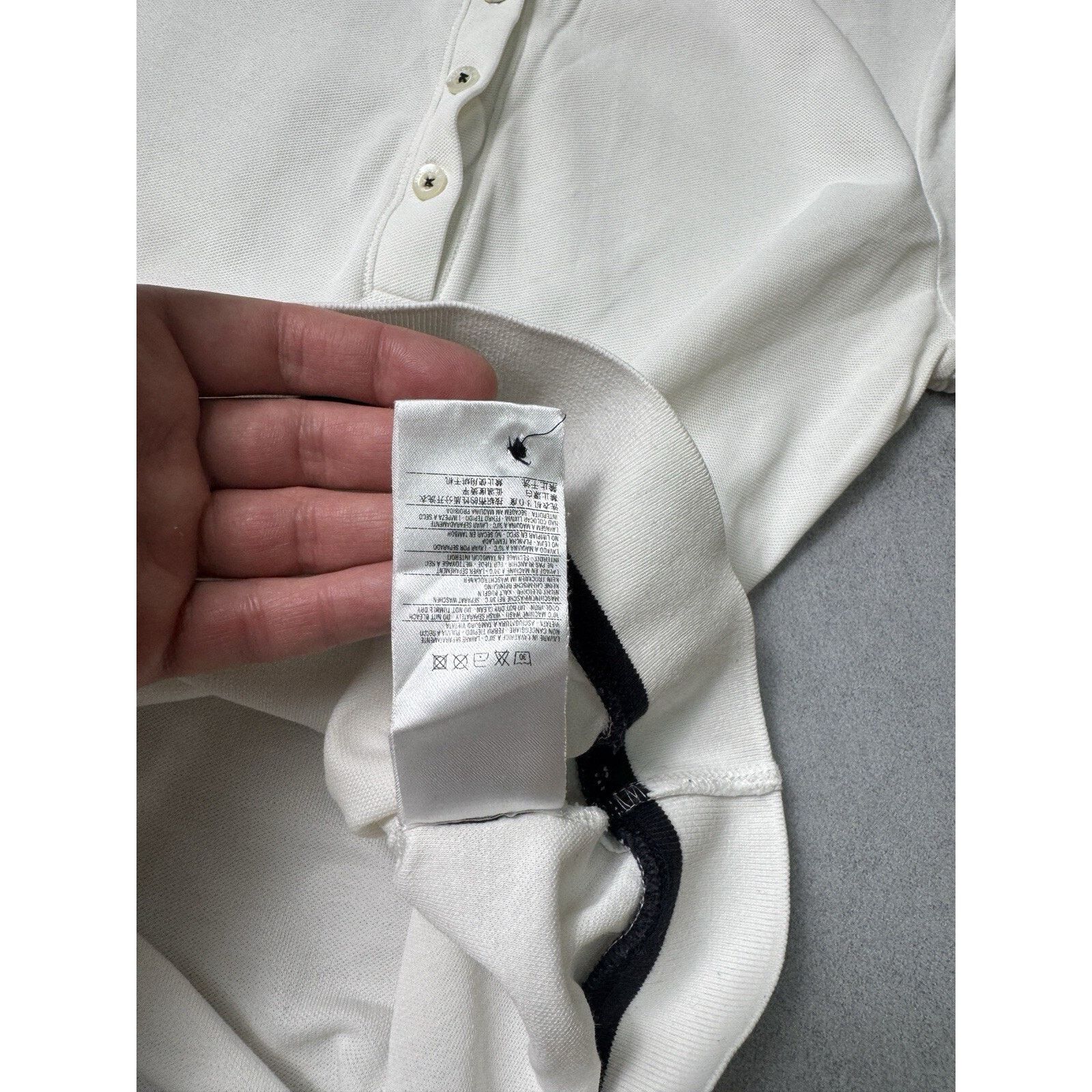 Moncler Moncler Women Polo T Shirt Collar Logo Size S White Size S / US 4 / IT 40 - 12 Thumbnail