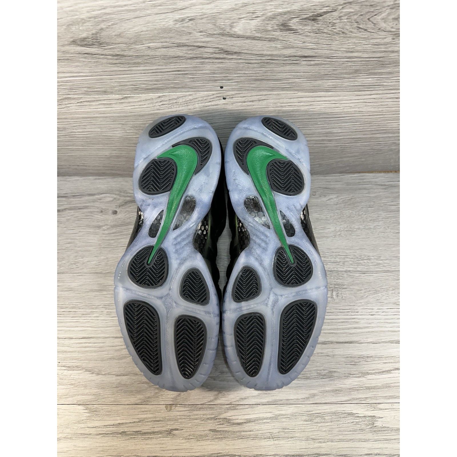 Nike Nike Air Foamposite Pro Pine Green 2025 - Size 9 Size US 9 / EU 42 - 6 Thumbnail
