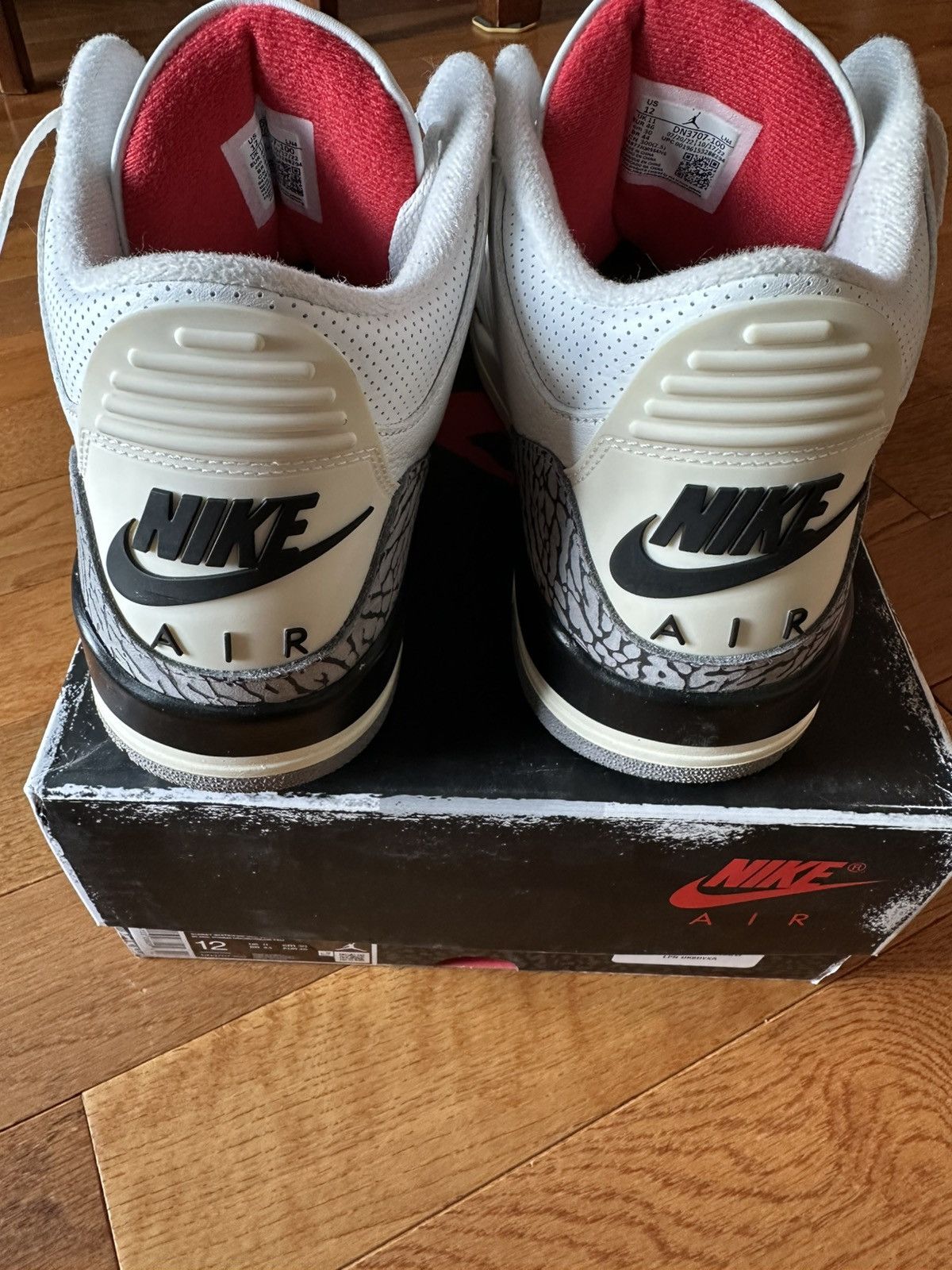 Jordan Brand × Nike Air Jordan 3 White Cement Size US 12 / EU 45 - 7 Thumbnail